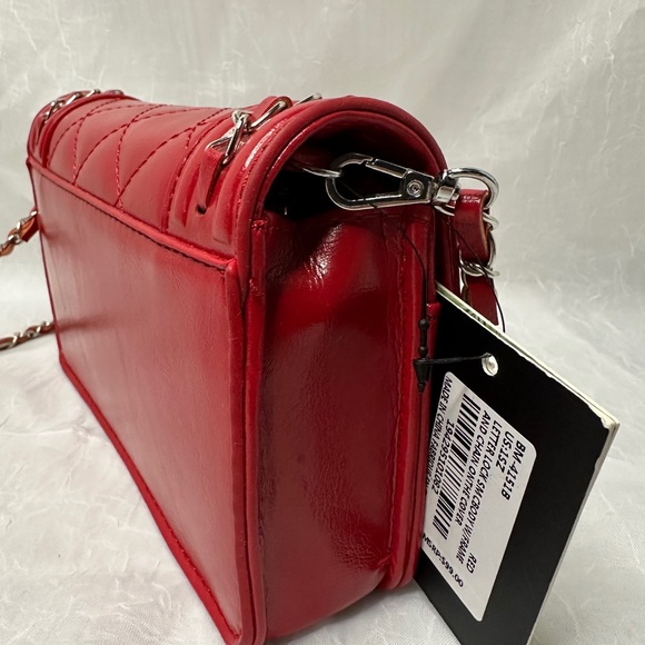 Badgley Mischka Red Quilted Crossbody Bag - Picture 5 of 6